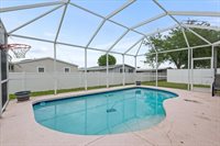 5742 48th Street Circle East, Bradenton, FL 34203