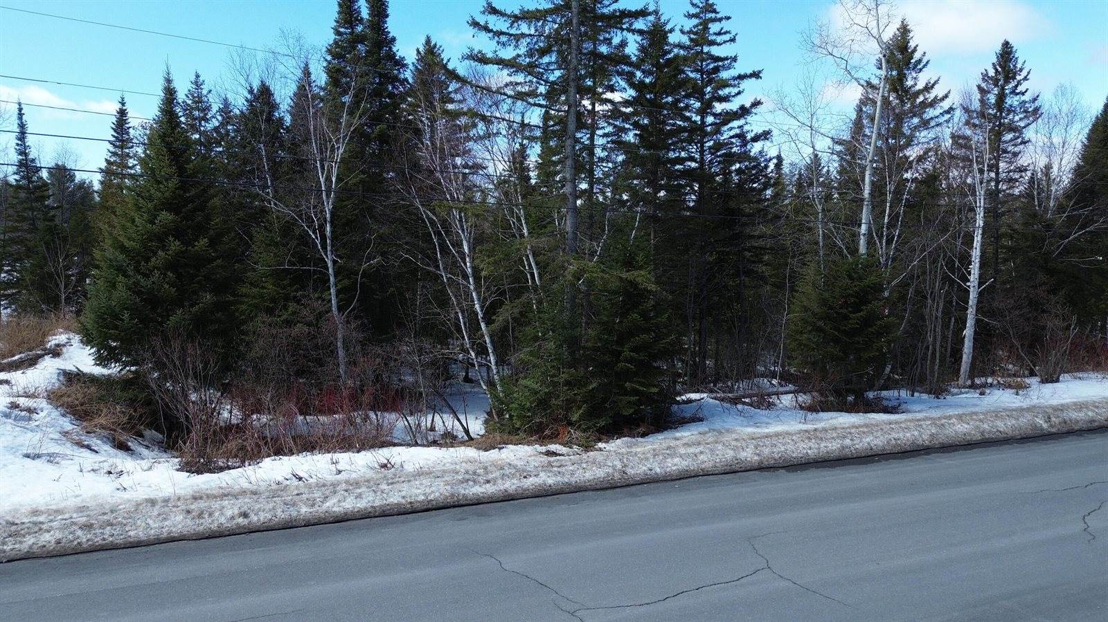 M9 L75D 21st Avenue, Madawaska, ME 04756