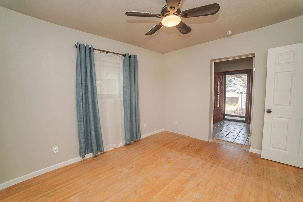 502 West Salina Street, Tribune, KS 67879