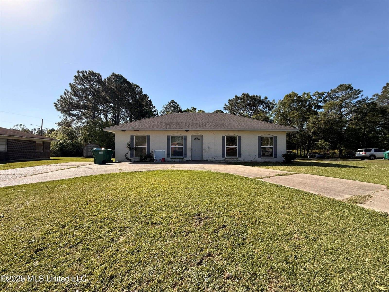 82 Holly Circle, Gulfport, MS 39501