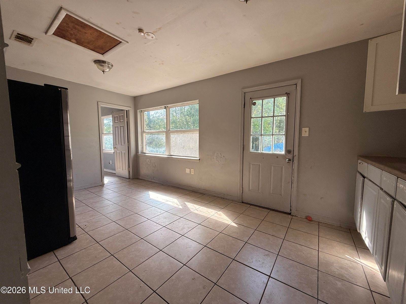 82 Holly Circle, Gulfport, MS 39501