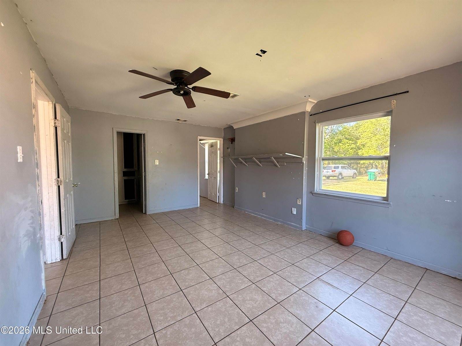 82 Holly Circle, Gulfport, MS 39501