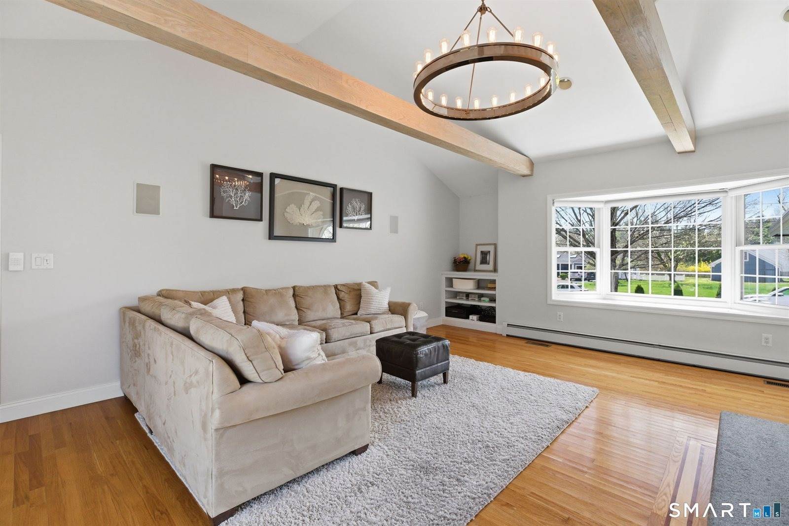 8 Scenic Hill, Trumbull, CT 06611