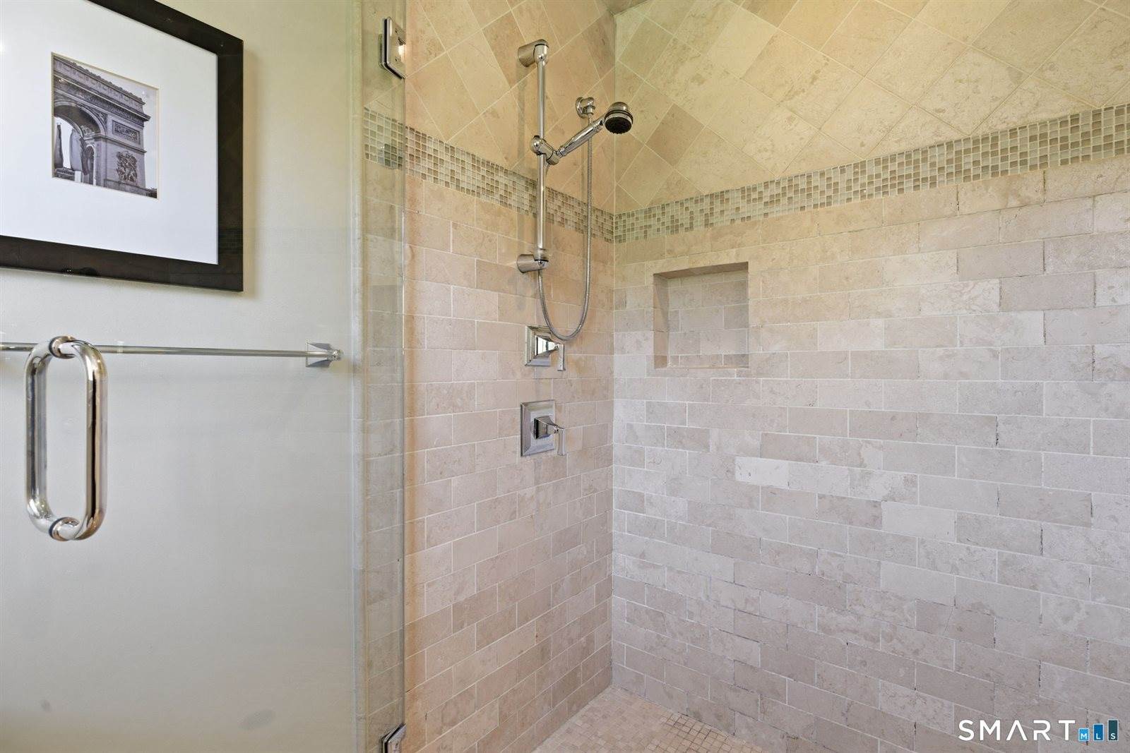 8 Scenic Hill, Trumbull, CT 06611