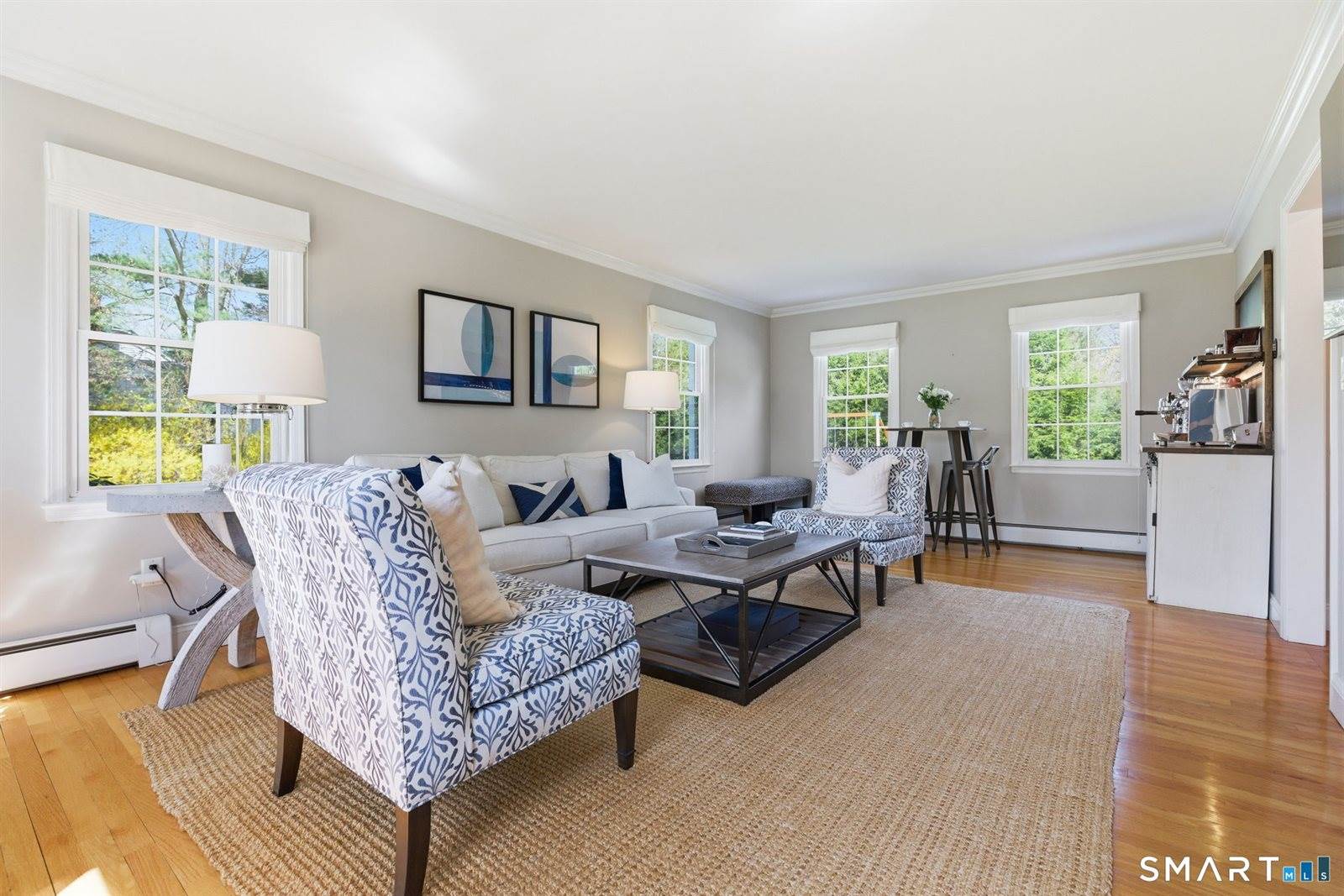 8 Scenic Hill, Trumbull, CT 06611