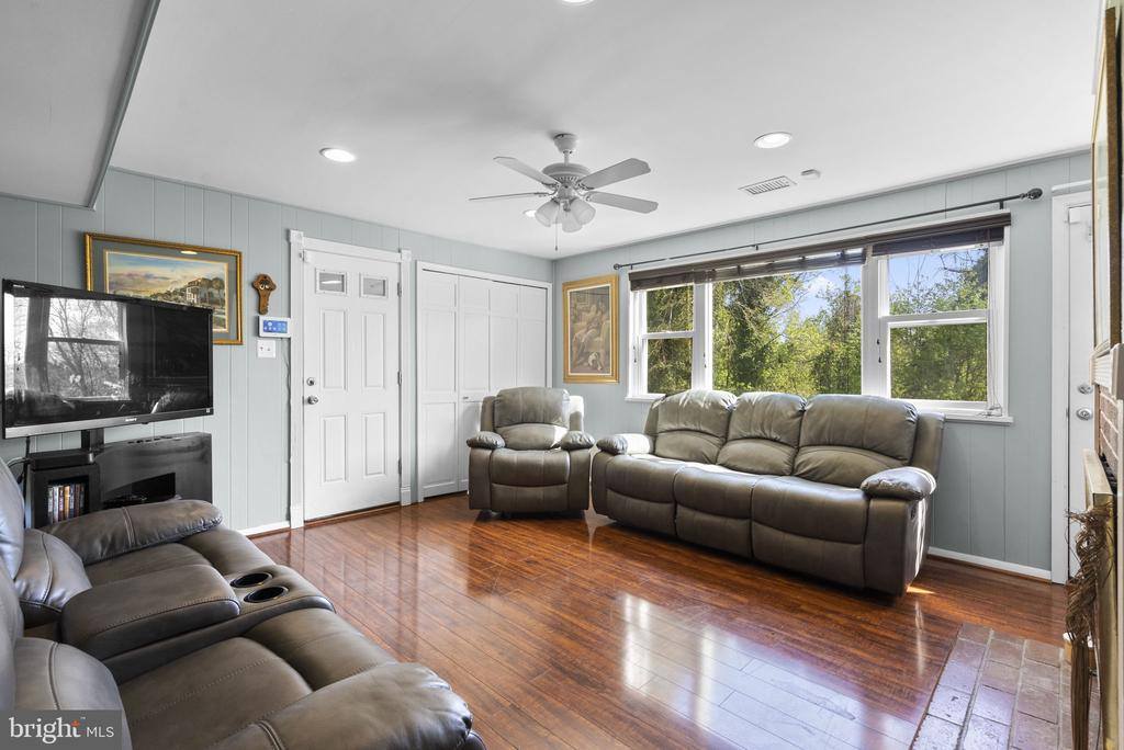 13304 Chalfont Avenue, Fort Washington, MD 20744