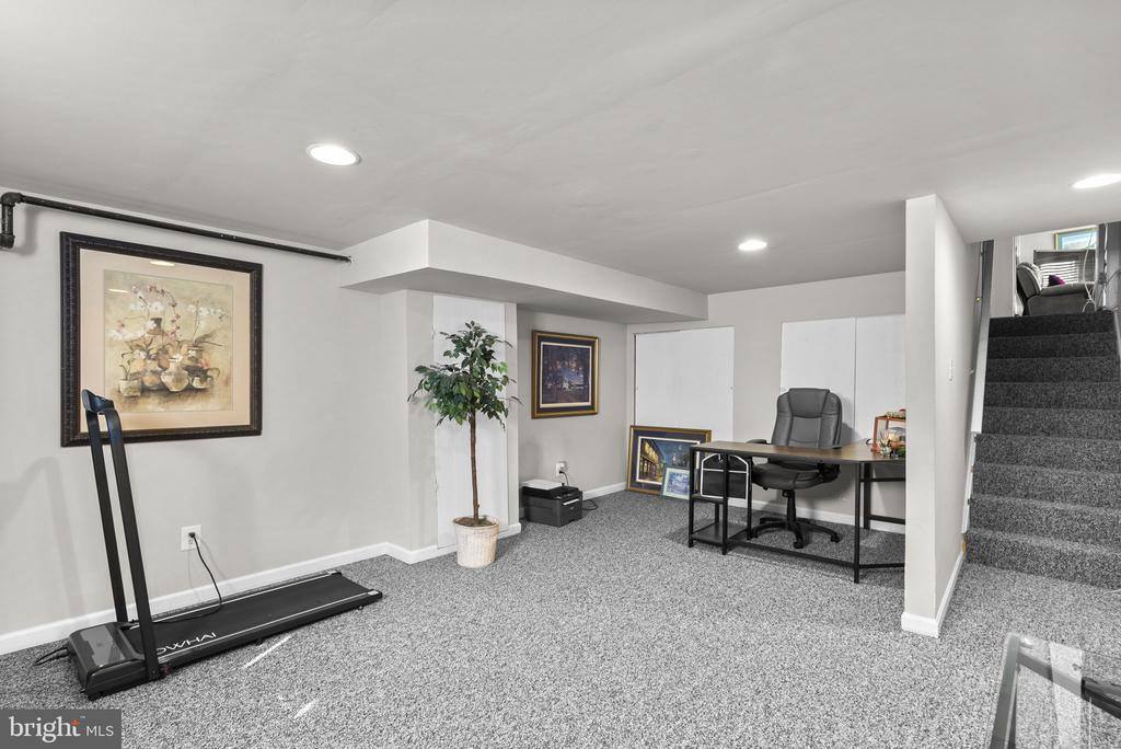 13304 Chalfont Avenue, Fort Washington, MD 20744