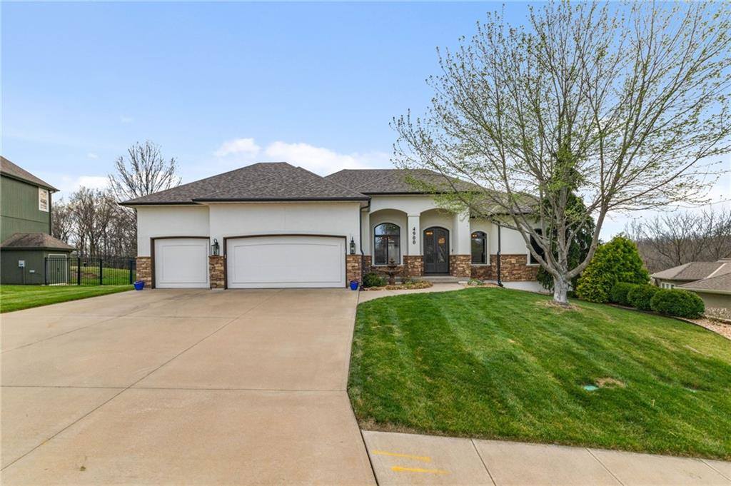 4900 SW Marguerite Street, Blue Springs, MO 64015