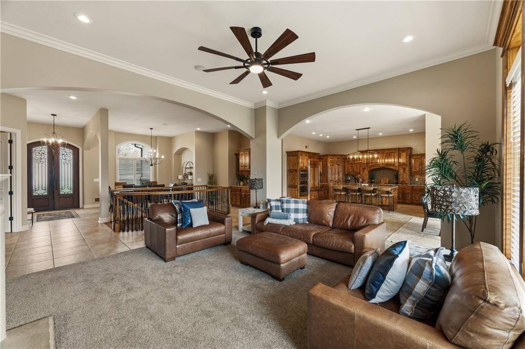 4900 SW Marguerite Street, Blue Springs, MO 64015