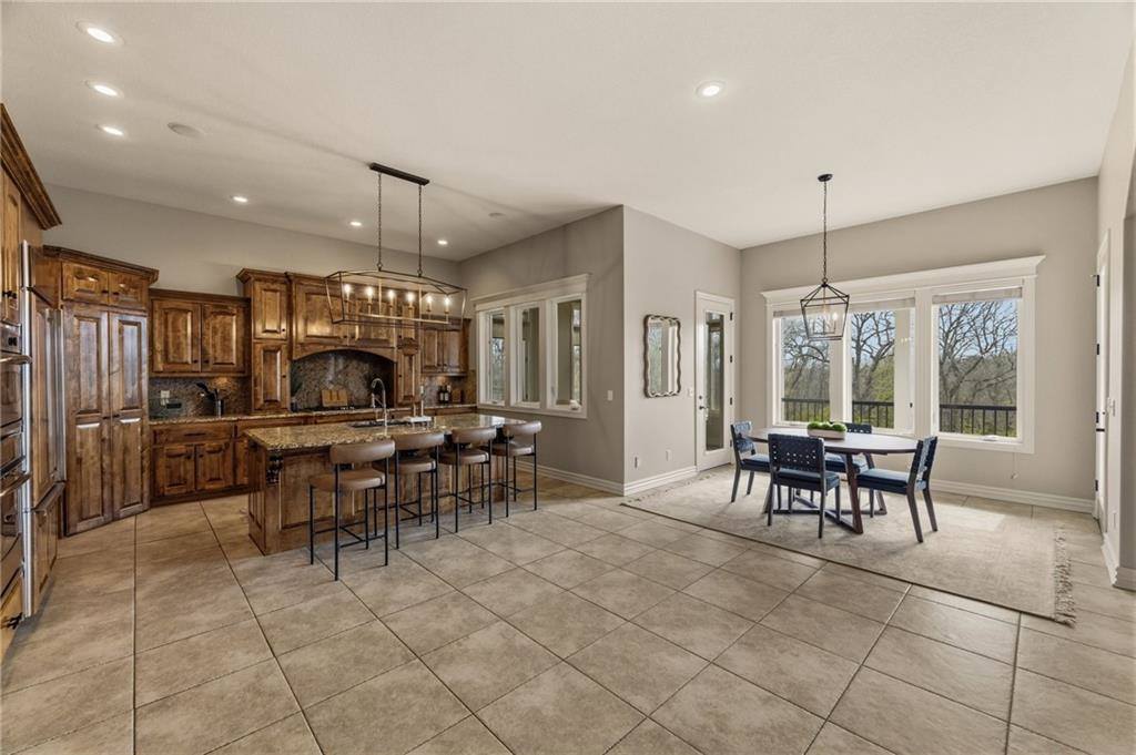 4900 SW Marguerite Street, Blue Springs, MO 64015