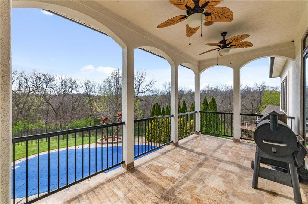 4900 SW Marguerite Street, Blue Springs, MO 64015