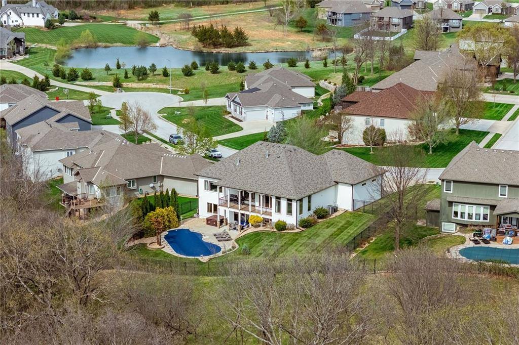4900 SW Marguerite Street, Blue Springs, MO 64015