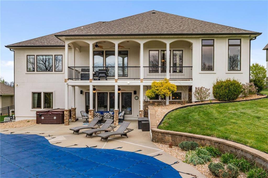4900 SW Marguerite Street, Blue Springs, MO 64015