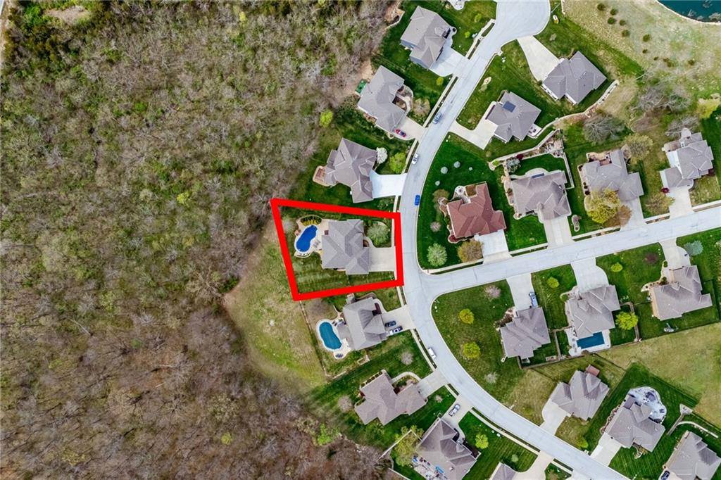 4900 SW Marguerite Street, Blue Springs, MO 64015