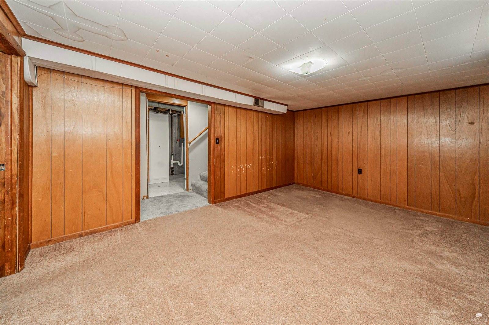 1421 West 14th, Junction City, KS 66441