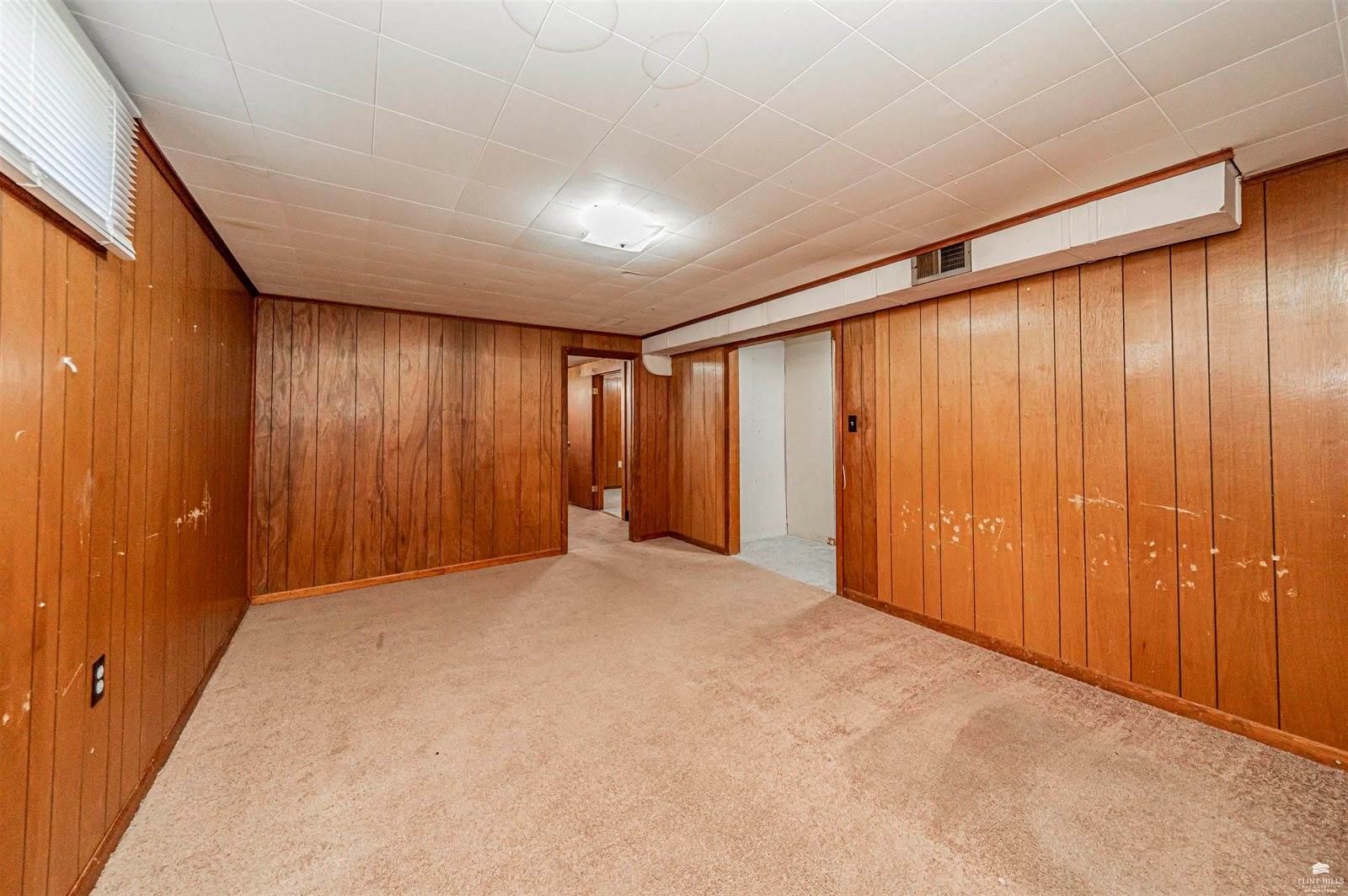 1421 West 14th, Junction City, KS 66441