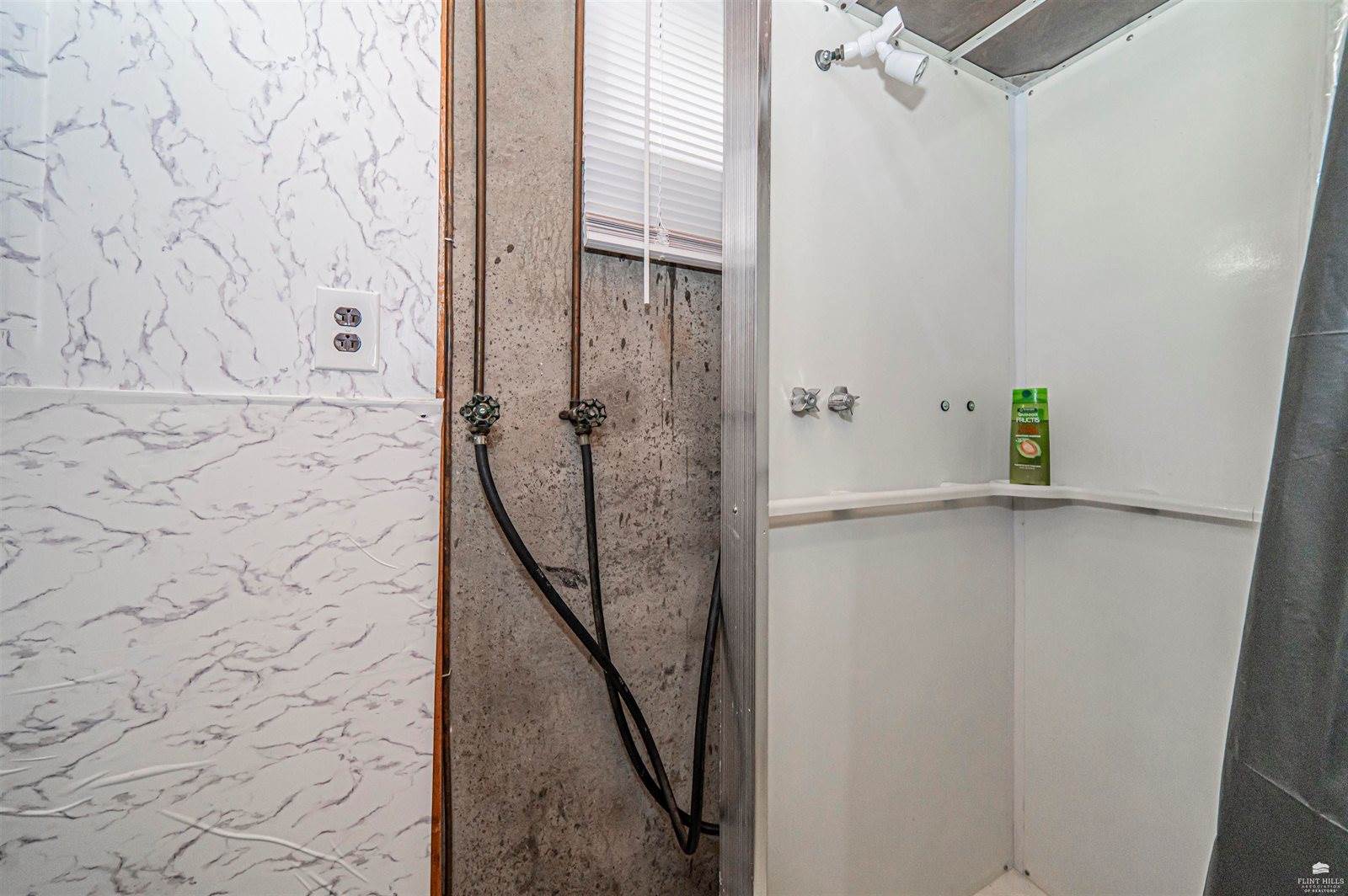 1421 West 14th, Junction City, KS 66441