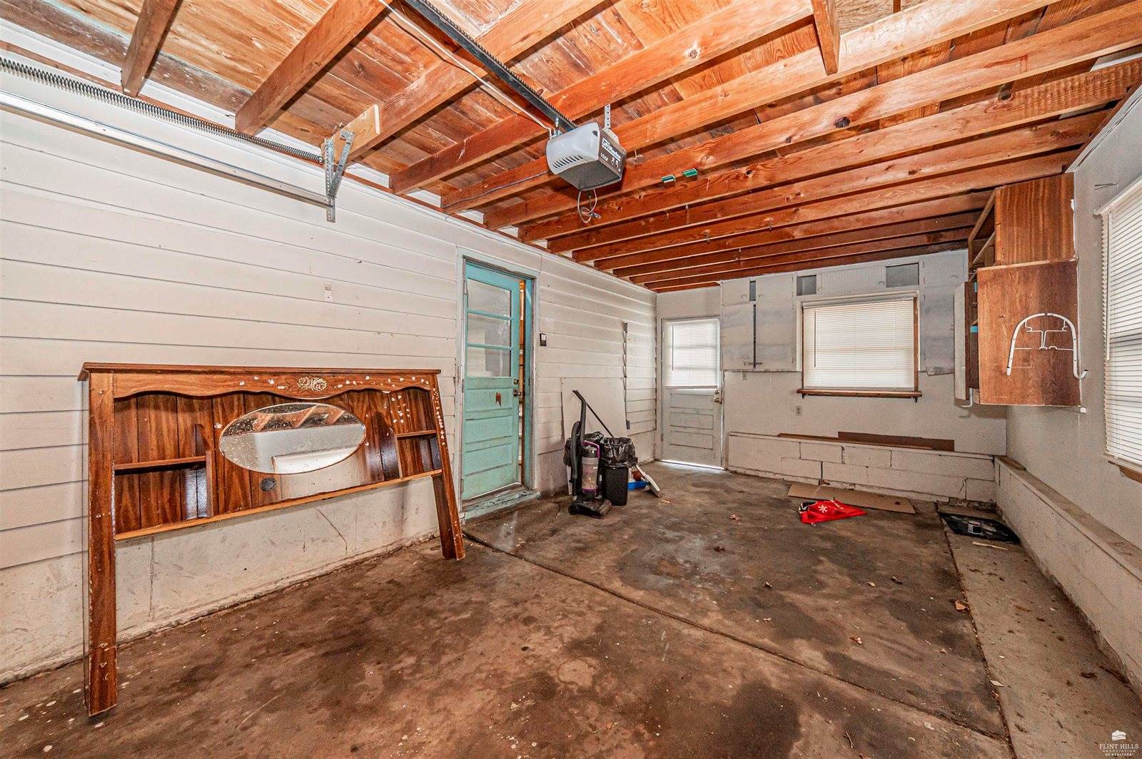 1421 West 14th, Junction City, KS 66441