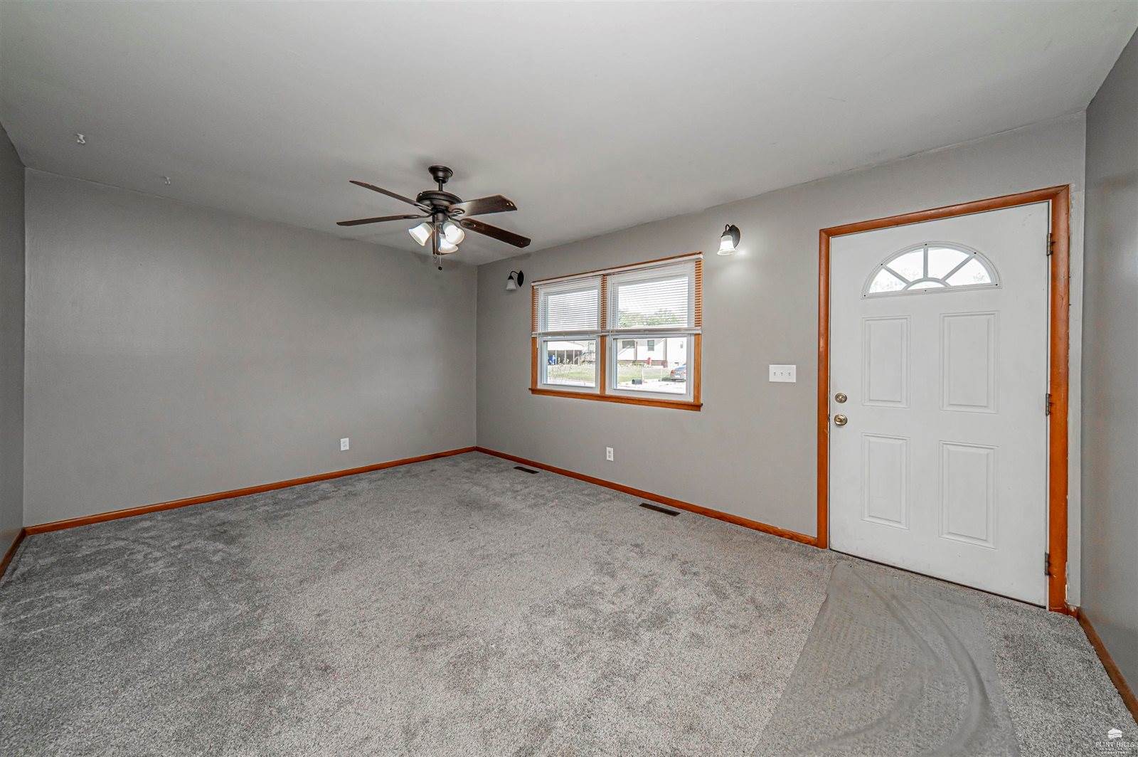 1421 West 14th, Junction City, KS 66441