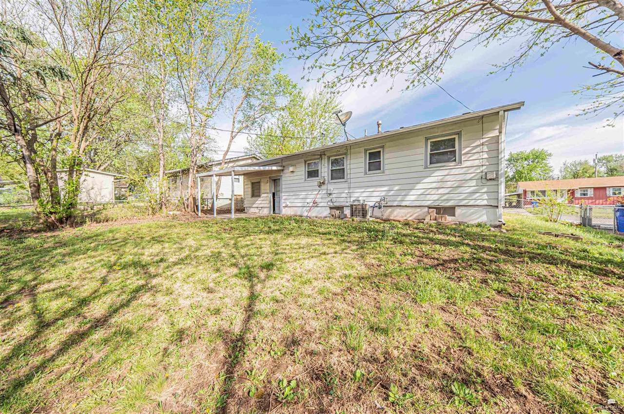 1421 West 14th, Junction City, KS 66441