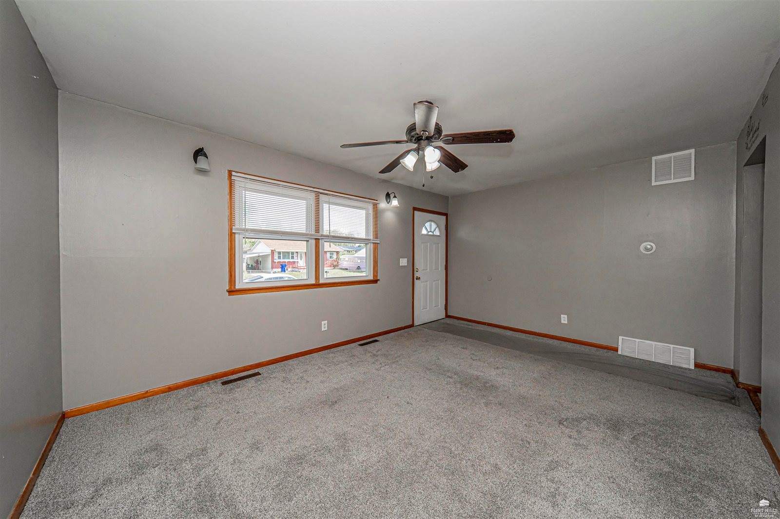 1421 West 14th, Junction City, KS 66441