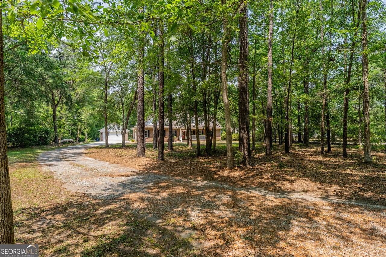 414 Sheffield Cemetery Road, Kingsland, GA 31548