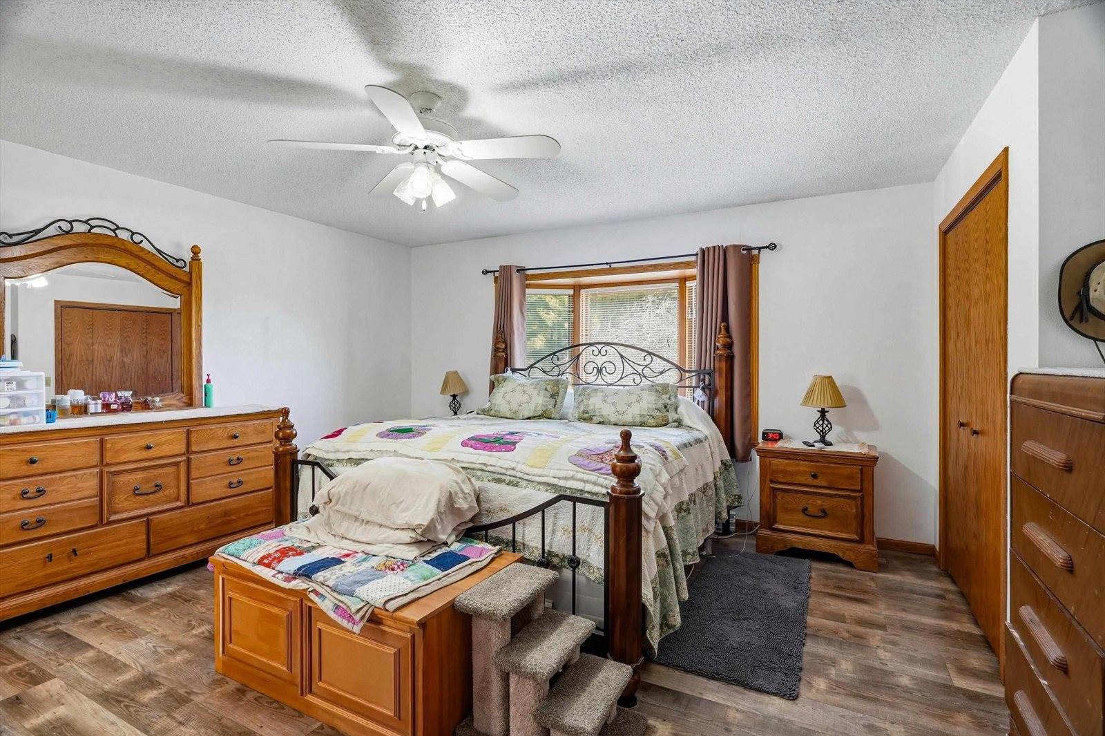 11712 Eisenhower Drive, Chili, WI 54420