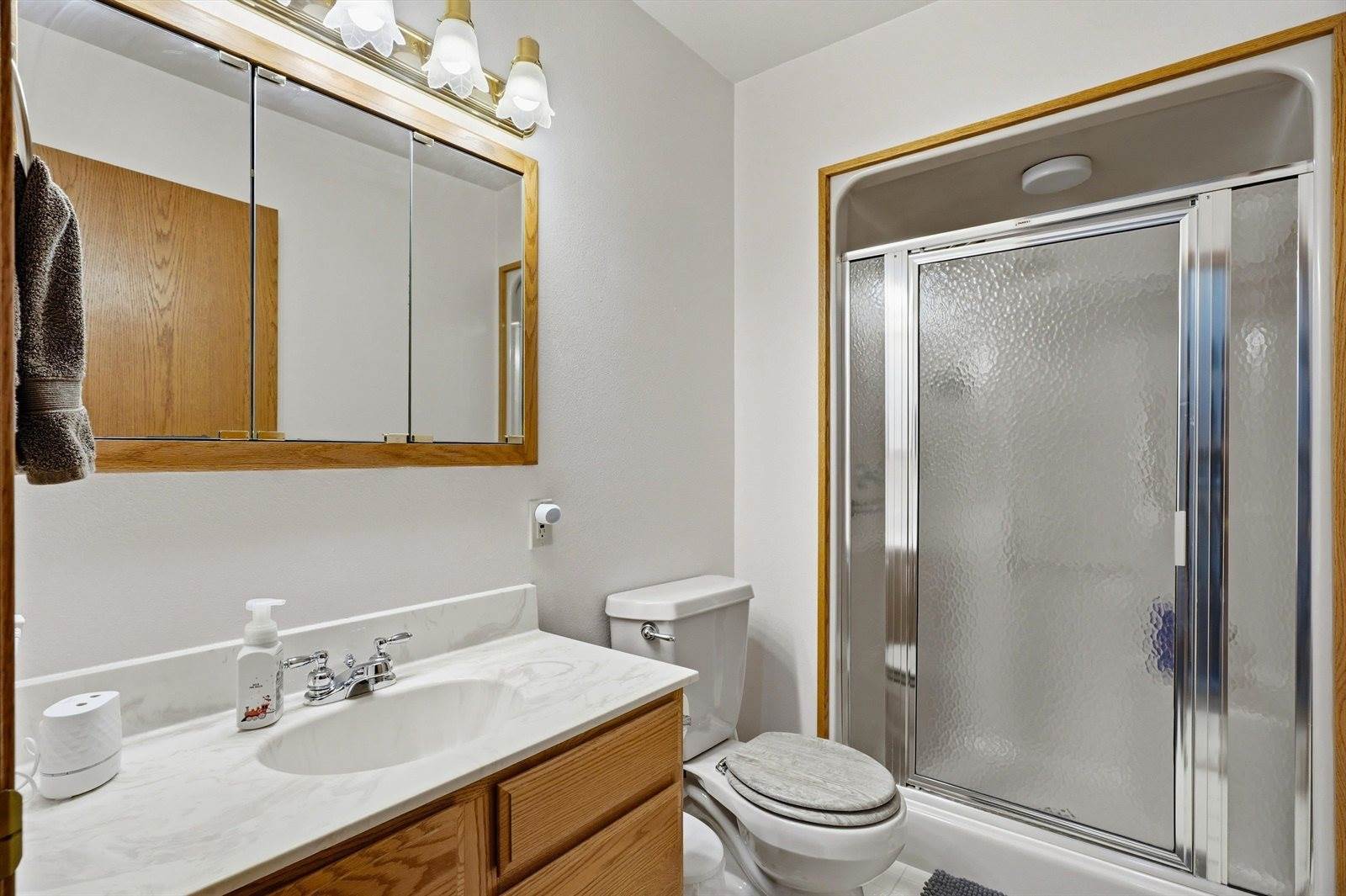11712 Eisenhower Drive, Chili, WI 54420