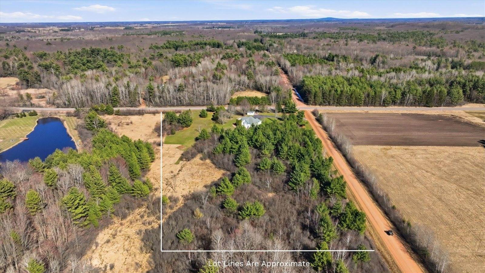 11712 Eisenhower Drive, Chili, WI 54420