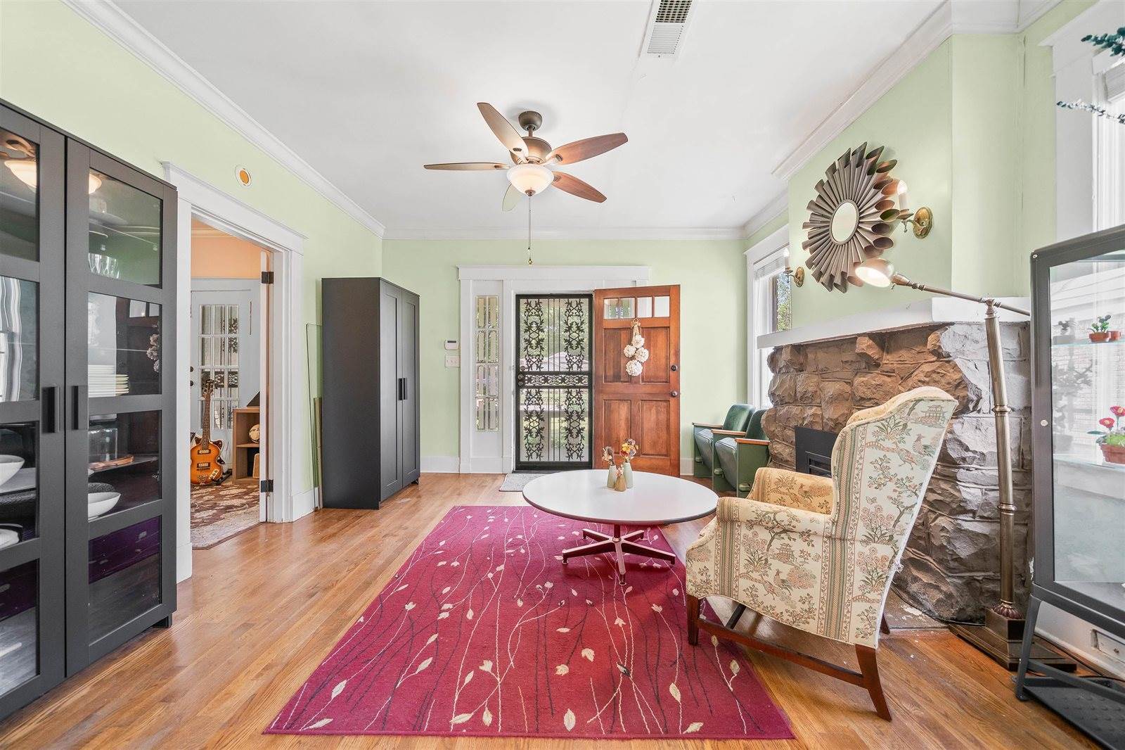 670 Maury St, Memphis, TN 38107