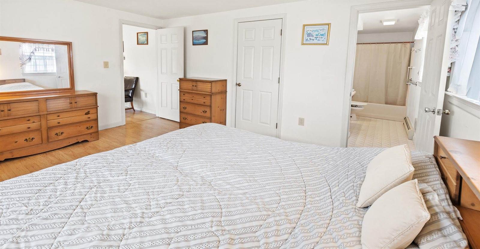 24 Laurel Circle Circle, Bangor, ME 04401