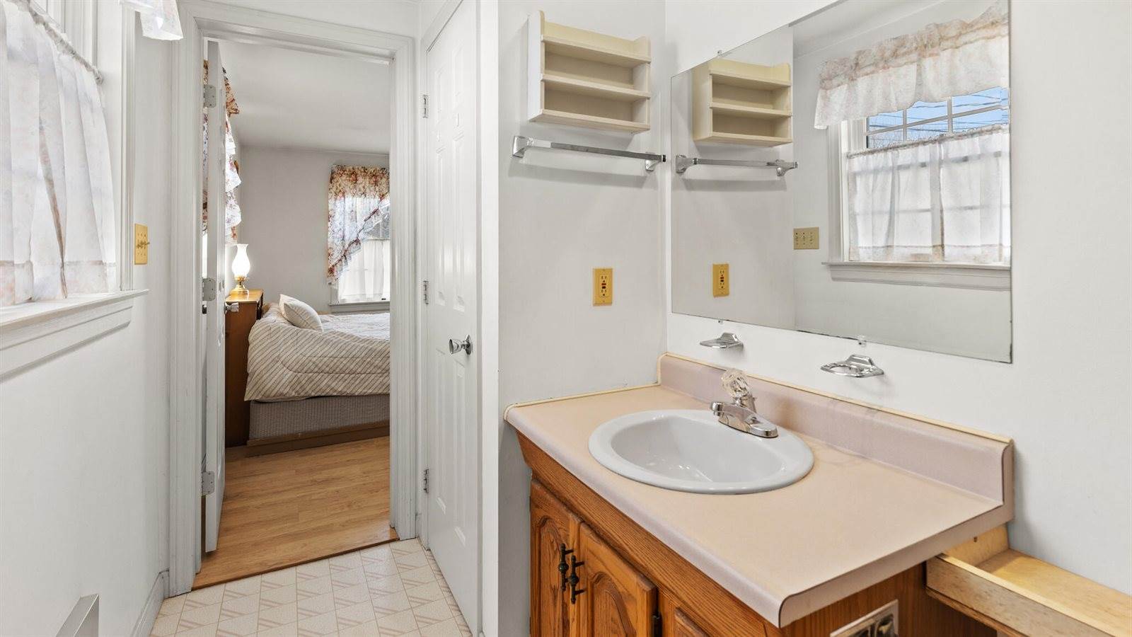 24 Laurel Circle Circle, Bangor, ME 04401