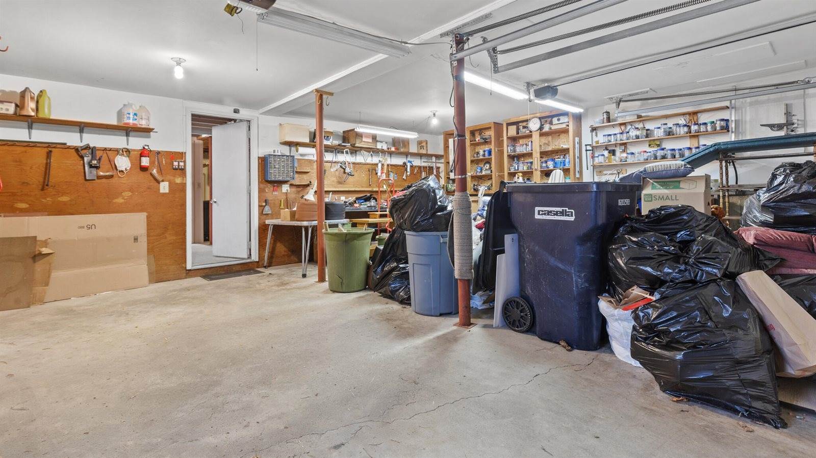 24 Laurel Circle Circle, Bangor, ME 04401