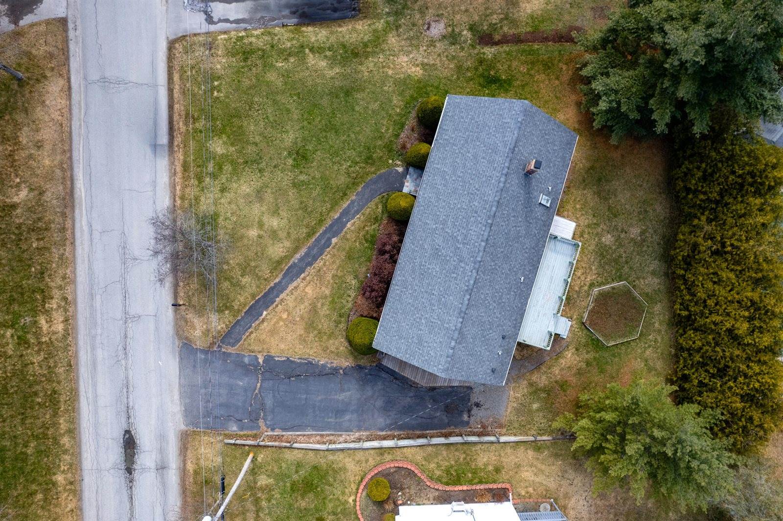 24 Laurel Circle Circle, Bangor, ME 04401