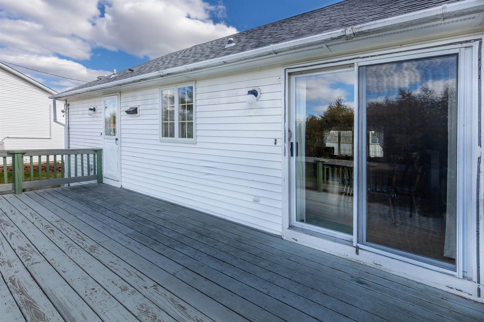 24 Laurel Circle Circle, Bangor, ME 04401