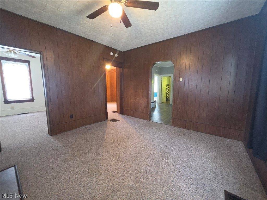 623 South 9th Street, Cambridge, OH 43725