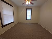 623 South 9th Street, Cambridge, OH 43725