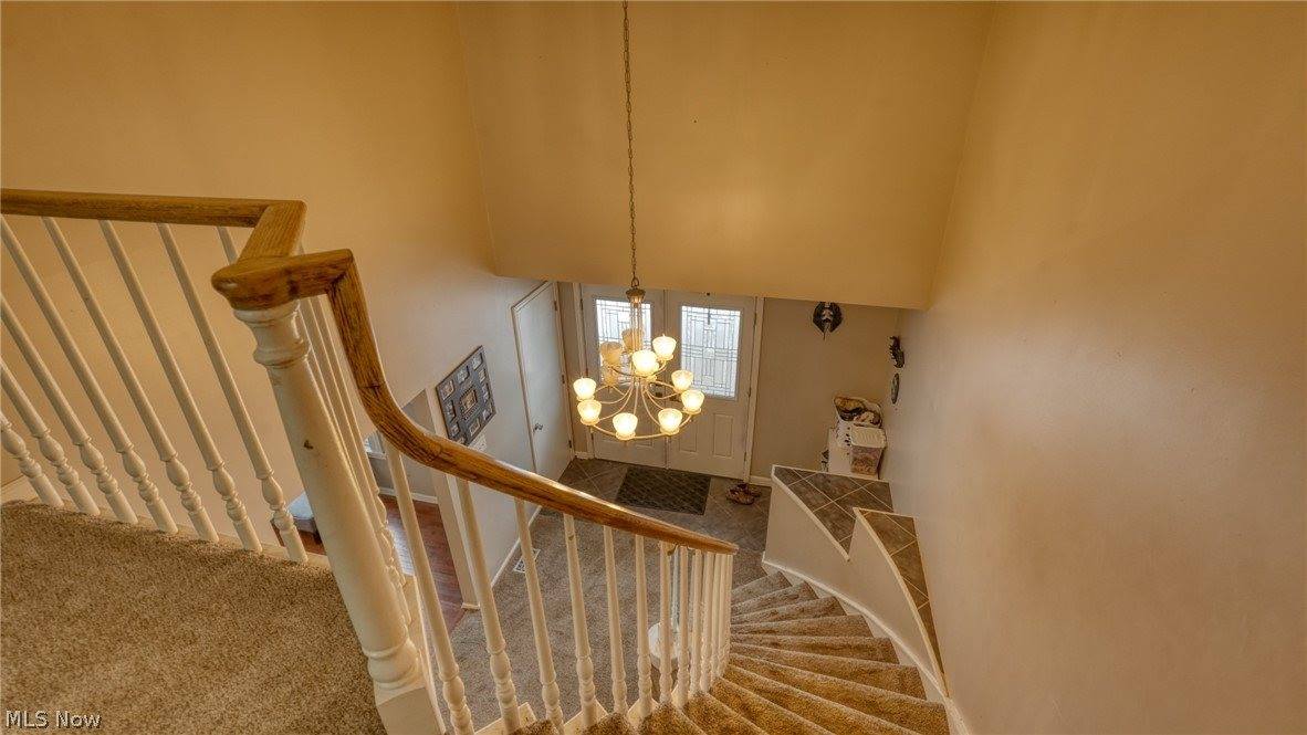 10525 Twin Oaks Drive, Cambridge, OH 43725