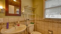10525 Twin Oaks Drive, Cambridge, OH 43725