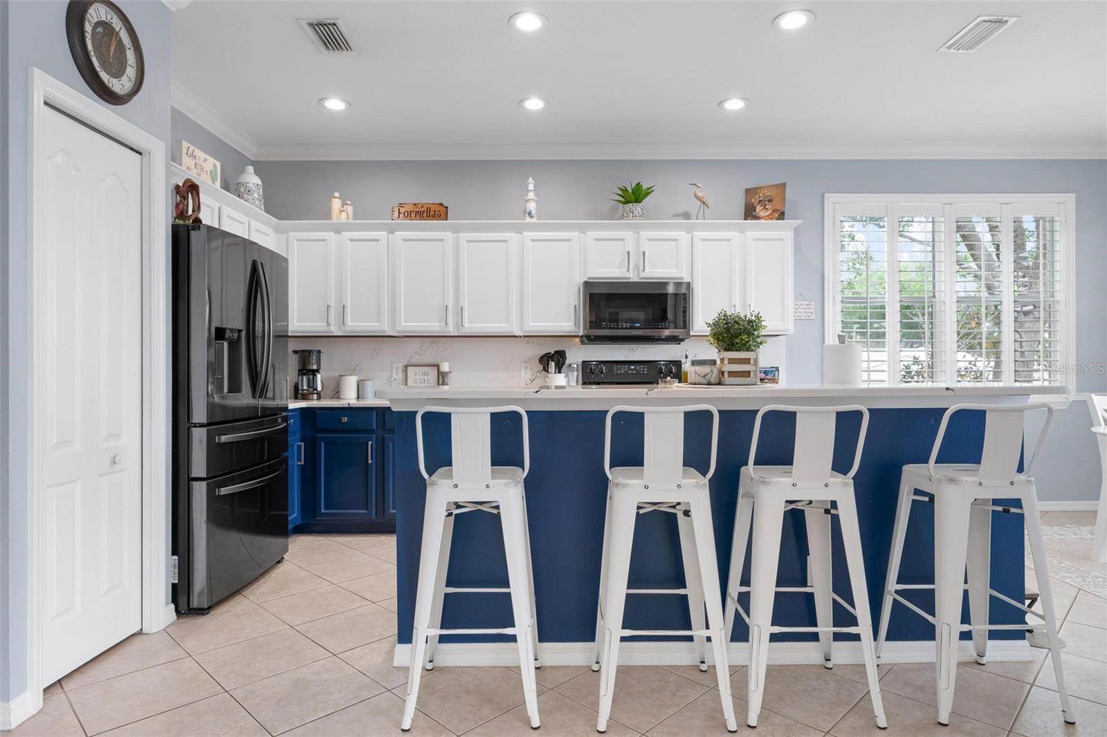 5012 Lakehurst Court, Palmetto, FL 34221