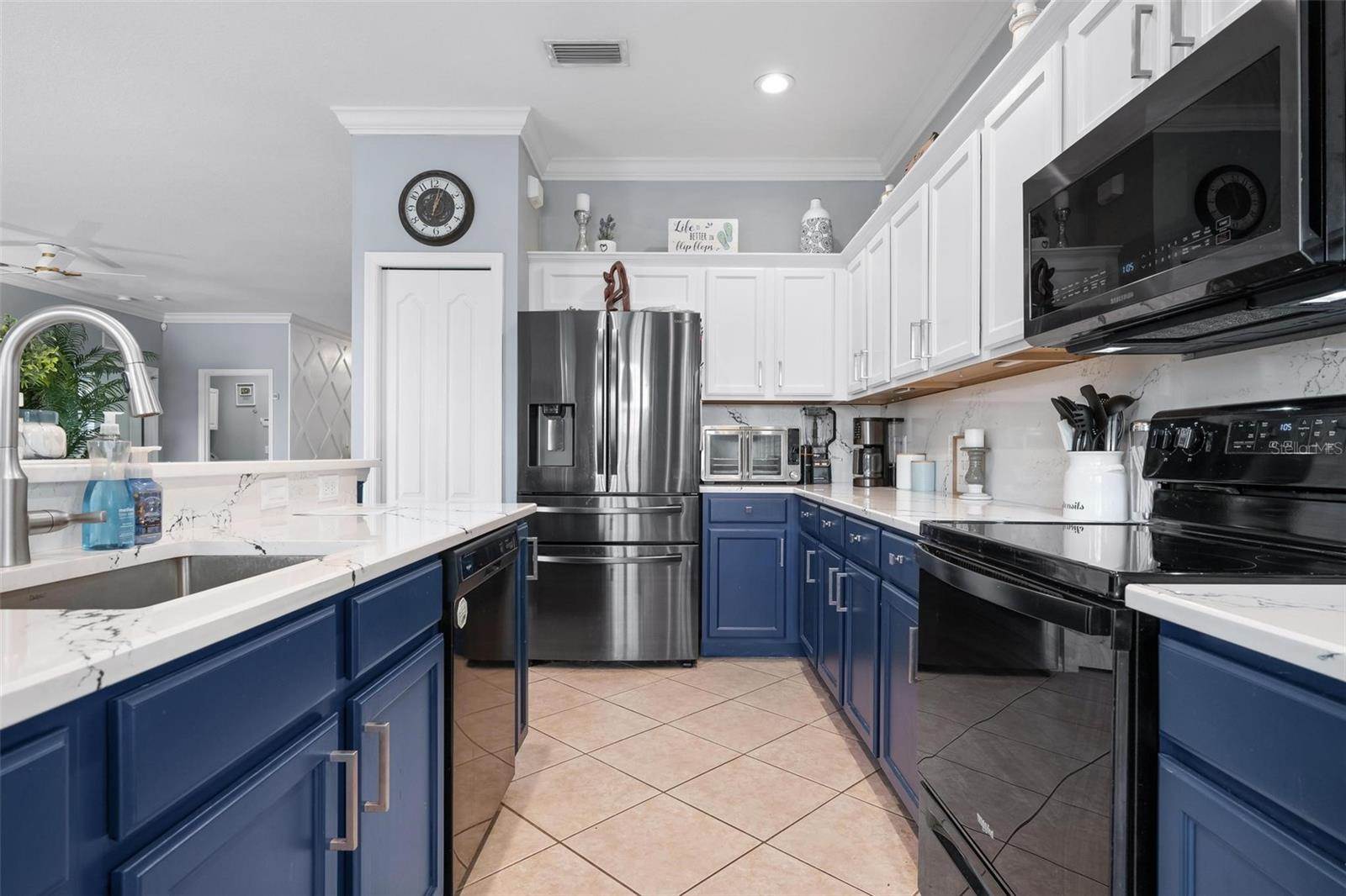 5012 Lakehurst Court, Palmetto, FL 34221