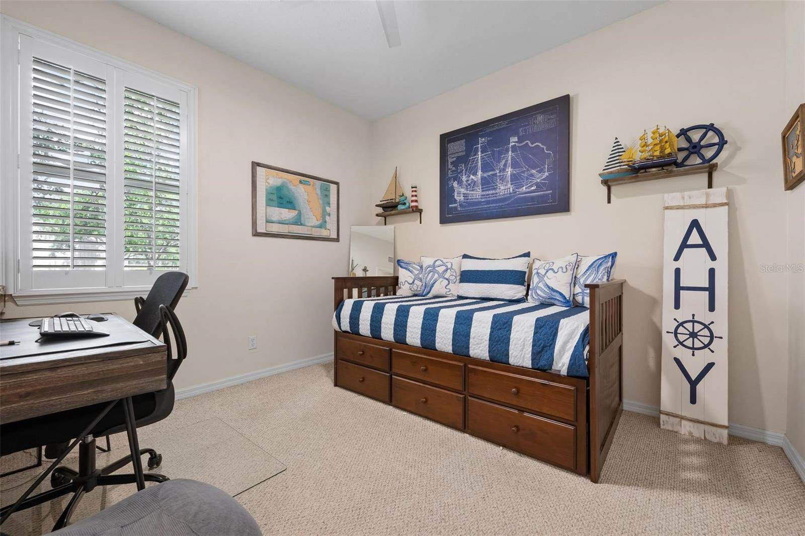 5012 Lakehurst Court, Palmetto, FL 34221