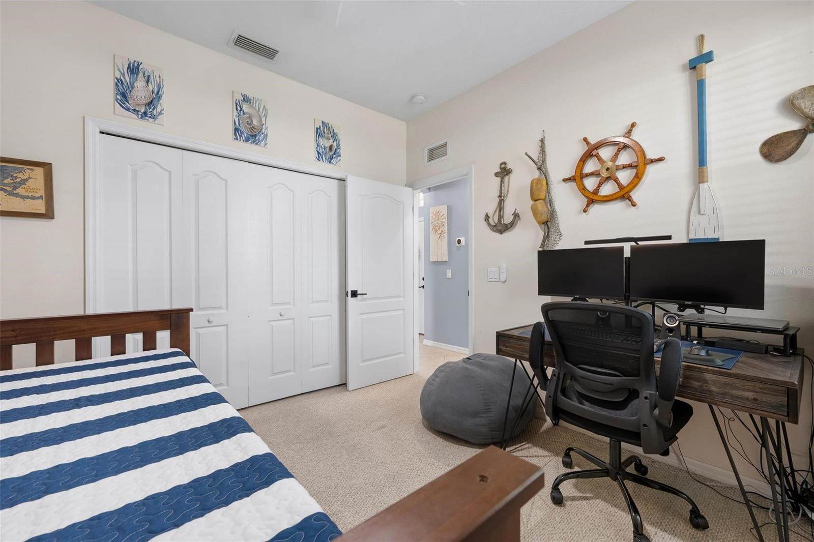 5012 Lakehurst Court, Palmetto, FL 34221