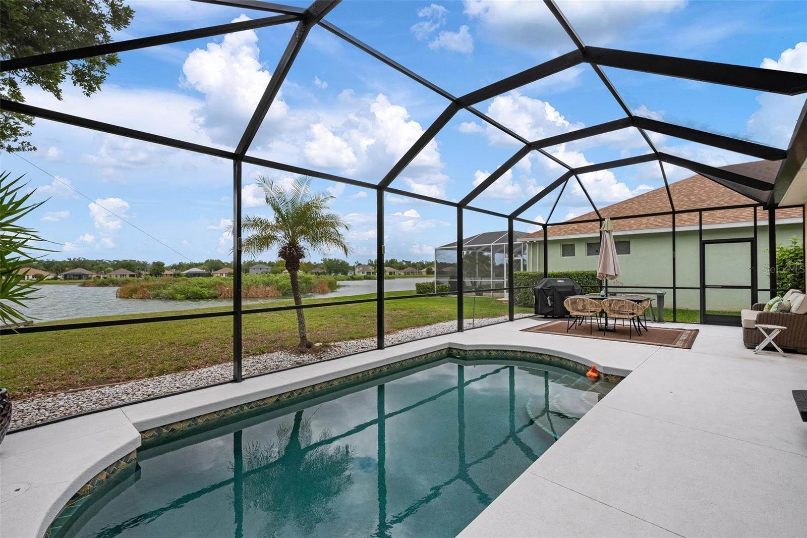 5012 Lakehurst Court, Palmetto, FL 34221