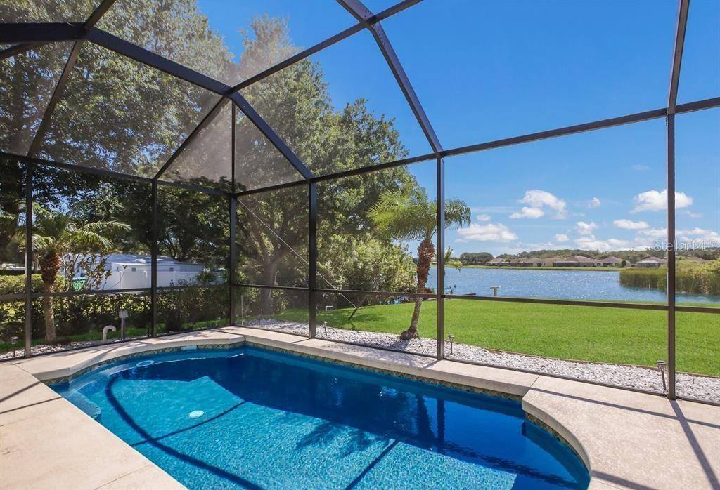 5012 Lakehurst Court, Palmetto, FL 34221