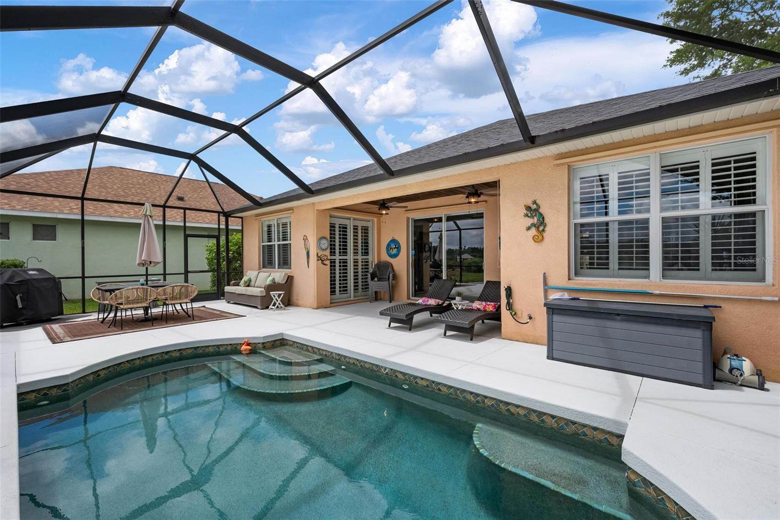 5012 Lakehurst Court, Palmetto, FL 34221