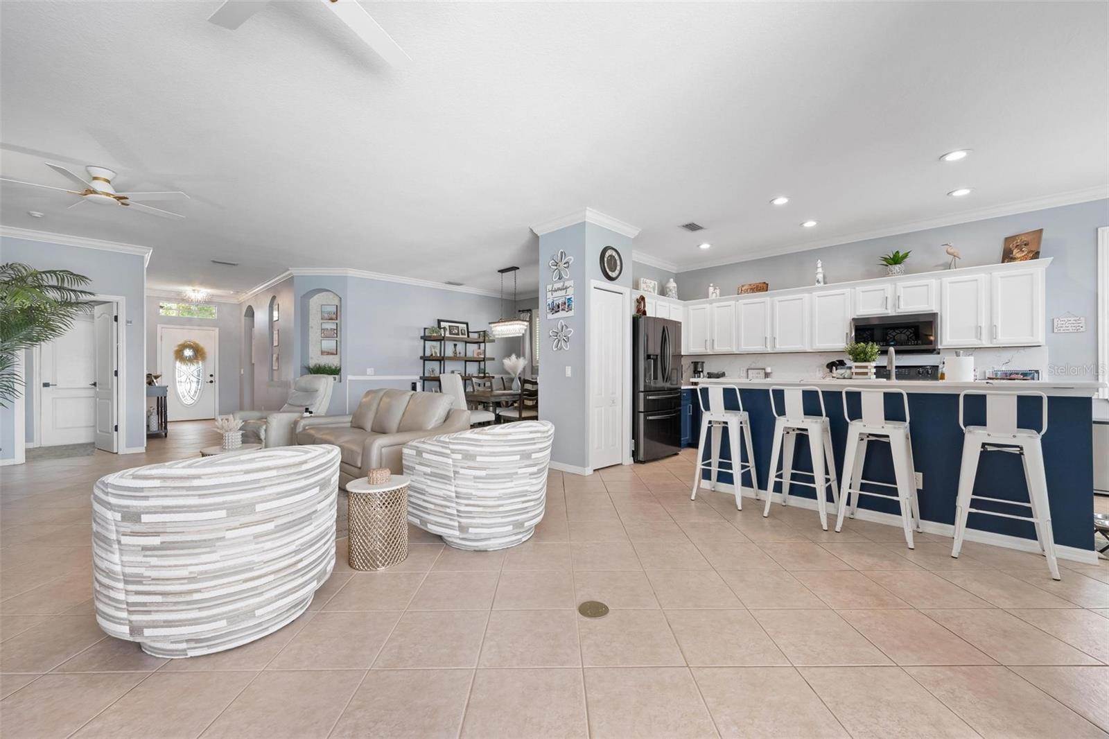 5012 Lakehurst Court, Palmetto, FL 34221