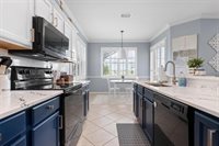 5012 Lakehurst Court, Palmetto, FL 34221