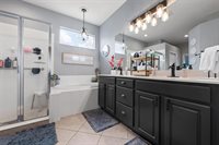 5012 Lakehurst Court, Palmetto, FL 34221