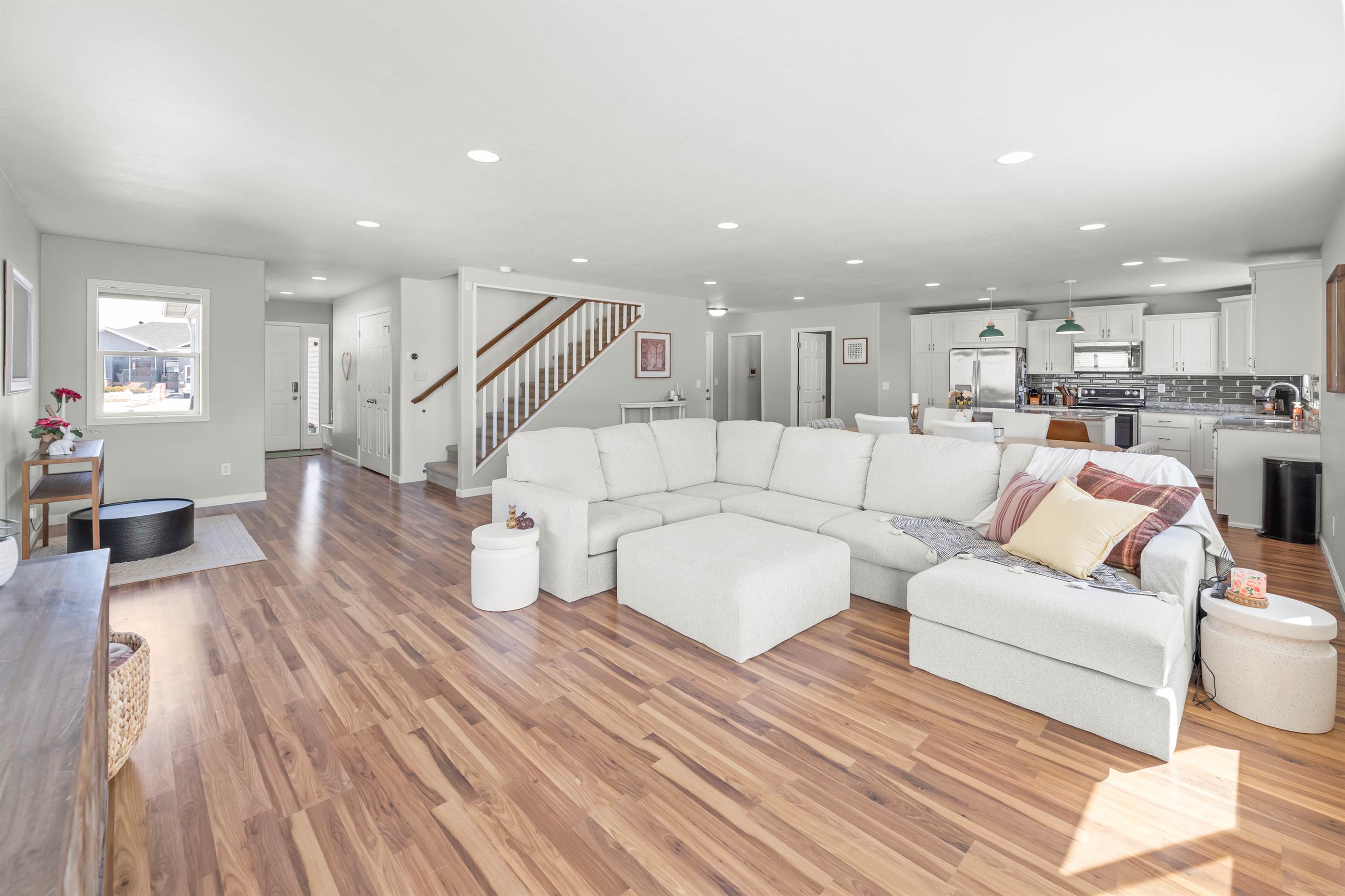 6737 21 St S, Fargo, ND 58104